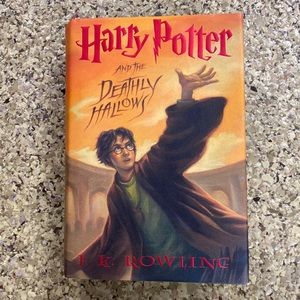 🌸 Harry Potter and the Deathly Hallows Hardcover